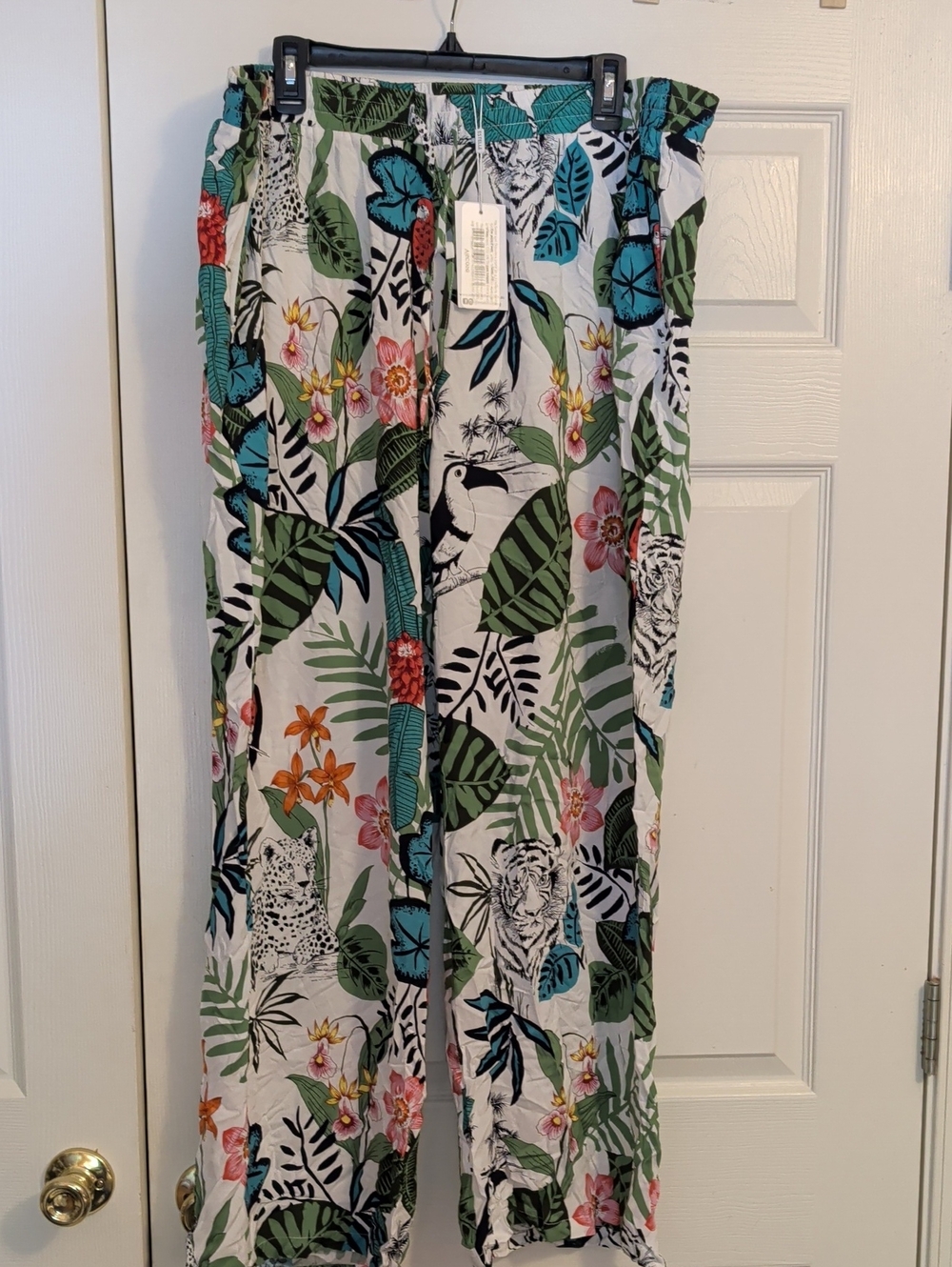 Estelle Tropics Flare Pants NWT
